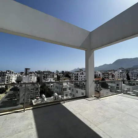 Wonderful Flat With Terrace In Apartament Kirenia