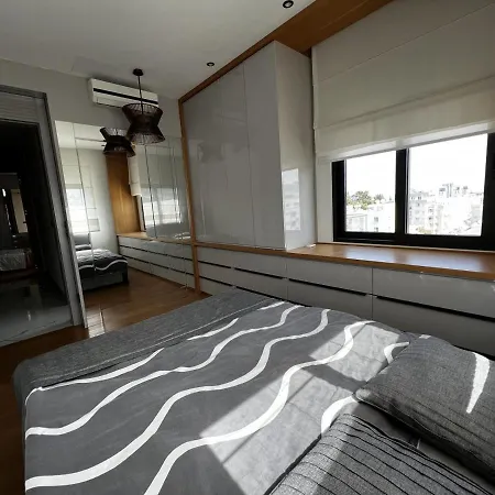Wonderful Flat With Terrace In Apartament